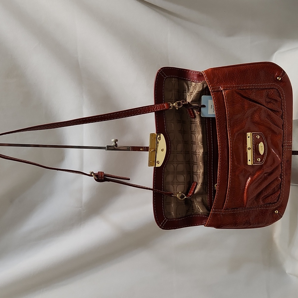 (SOLD) Rafe Pearl Red Leather Shoulder bag - Picture 6 of 13